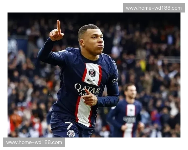 补时阶段进球改判罚球 鲍森在安菲尔德的操作引发轩然大波